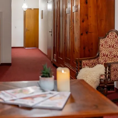 Post Hotel