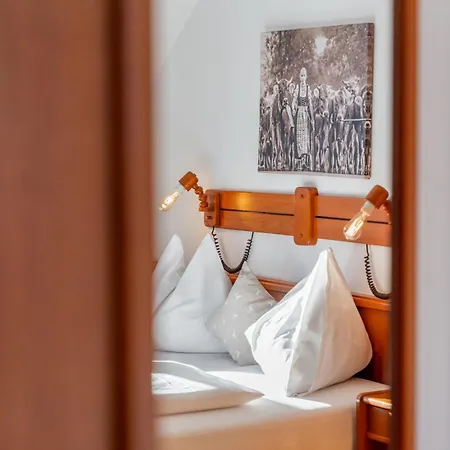 Hotel-gasthof Post - Grossglockner Alpenstrasse Free Entry ! 3*
