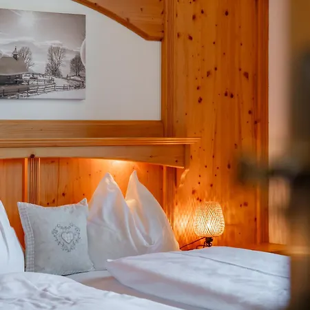 Post ホテル フッシュ・アン・デア・グロースグロックナーシュトラーセ