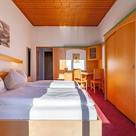Hotel-gasthof Post - Grossglockner Alpenstrasse Free Entry !